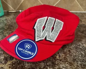 Wisconsin hat thumbnail 1