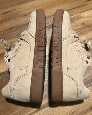 Women’s Shoes Guess 8.5 thumbnail 3