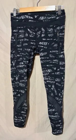 Lululemon leggings thumbnail 1
