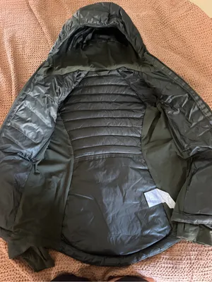 Lululemon down for a run jacket size 6 olive green thumbnail 4