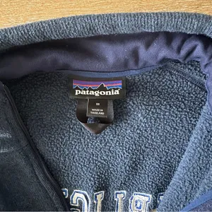 Patagonia Navy Quarter Zip Pull Over Sweater thumbnail 4
