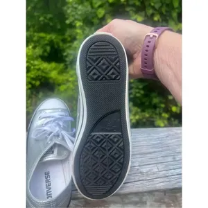 Converse All Star Chuck Taylor silver metallic low top sneakers, women's size 7 thumbnail 4
