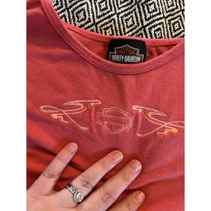VTG Harley Davidson Shirt Women’s Large Coral Red Short Sleeve Biker thumbnail 4