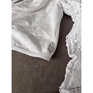 Free People Movement Say The Word Shrug White M/L Pointelle Lace Thumbhole Crop thumbnail 7