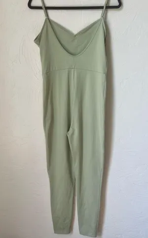 Reformation Emmy Ecostretch green jumpsuit size L thumbnail 8