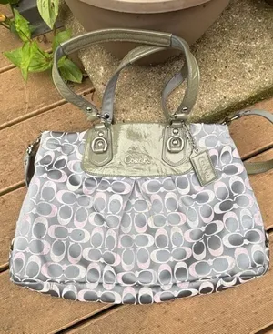 COACH Ashley Signature Sateen Carryall Satchel Handbag Purse Grey Pink F18450 thumbnail 1