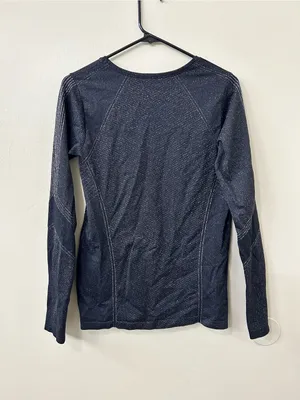 Athleta Black Silver Metallic Base Layer Glitter Flurry Sparkle Top Sz M thumbnail 5