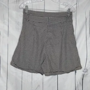Cider Houndstooth Pleated High Waisted Shorts thumbnail 5