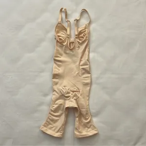 Skims (B11) Seamless Sculpt Mid Thigh Bodysuit Nwot Size Xl thumbnail 2