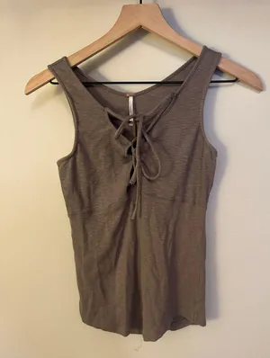 Tank Top thumbnail 1