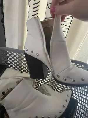 Boots White Size 8 thumbnail 5
