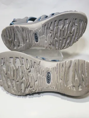 KEEN Women’s Whisper Blue Sport Sandals Size 6 thumbnail 5