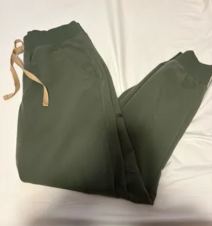 FIGS Scrub Pants Jogger thumbnail 1