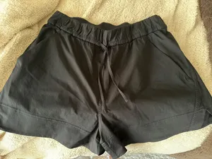 Lululemon Shorts thumbnail 1