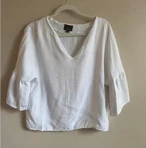 ‎Lumiere White shirt with bell sleeves medium thumbnail 1