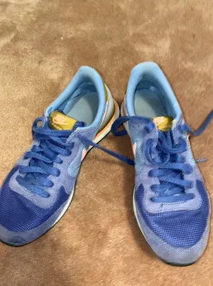 Shoes thumbnail 3