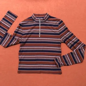 Me to We long sleeve shirt. Size M. thumbnail 2