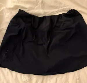 Athleta Run With It Skort thumbnail 1