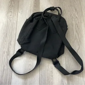 Fjällräven Kanken Backpack classic unisex Black (one size) 23510 outdoor granola thumbnail 2