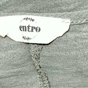 Entro Sage Green V-Neck Short Sleeve Top thumbnail 7
