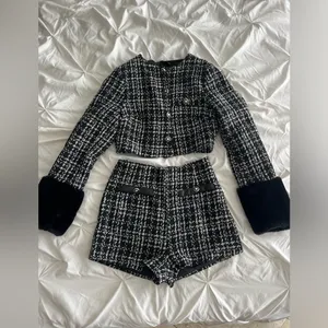 Chic Black and White Tweed Set thumbnail 2