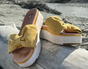 UGG Yellow Bow Platform Sandals Size 6.5 thumbnail 1