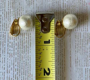 Cotton Pearl Earrings Chic & Elegant Style White thumbnail 4