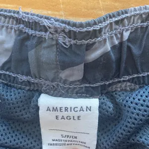 American Eagle Camo Jogger Windbreaker Pants Women’s Size S thumbnail 3