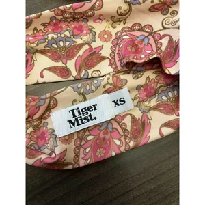 Tiger Mist Pink Paisley Print Criss Cross Boho Wrap Halter Top Women’s Size XS thumbnail 6