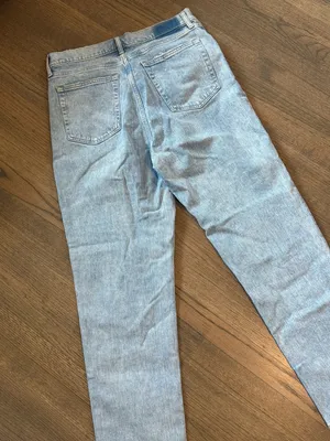 Abercrombie and Fitch Asymmetrical Button Light Wash Denim Jeans: Size 14 thumbnail 6