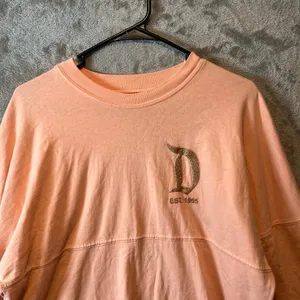 Disneyland‎ Resort Spirit Jersey Shirt Adult XS Peach Coral Gold Glitter Disney thumbnail 6