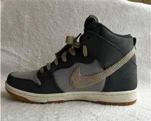 Nike Dunks comfort premium shoes swoosh sporting club grey size 8 thumbnail 1