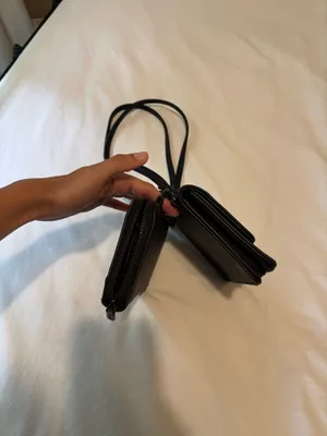 Black crossbody purse and wallet thumbnail 2