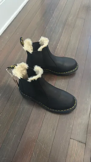 AirWair Dr. Martens Boots thumbnail 3