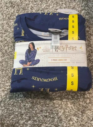 Harry Potter Wizarding World Pajama Set thumbnail 1