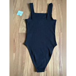 NWT Arizona Jean Co. Black Ribbed Knit Square-Neck Tank Bodysuit - Size S thumbnail 3