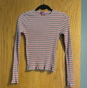 Edikted Striped Long Sleeve Top thumbnail 1