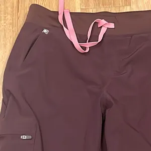‎ women’s medium purple jogger scrub pants like new medical technical thumbnail 2