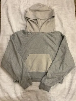American Eagle Aerie Light Gray Sweatshirt – Size Medium thumbnail 2