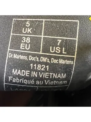 Dr. Martens NEW Women's 1460 Black Patent Lace Up Boot Size 7 #B1684 thumbnail 6