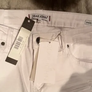 Dear‎ John Rosie Mid Rise Flared Jeans 27 White Distressed Flare Stretch NWT thumbnail 4