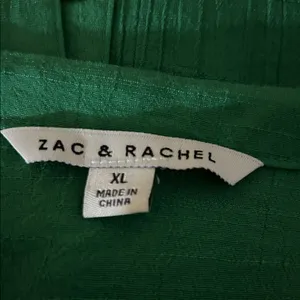 Zac & Rachel Vibrant Green Blouse thumbnail 7