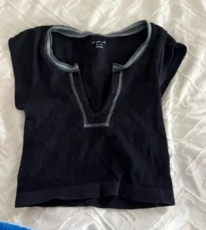 Urban Outfitters Top Out From Under thumbnail 1
