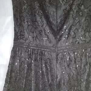 David's Bridal Short Sleeve Illusion Lace Tiered Ruffle Black Homecoming Dress thumbnail 12
