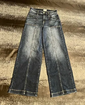 Womens 28" Evereve Front Seam High Waisted Wide Leg Jeans-Dark Wash thumbnail 2