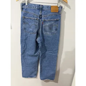 Levis Jeans 29 Blue Ribcage Straight Ankle Button Fly Distressed Med Wash W thumbnail 7