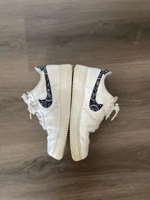Nike Air Force 1 Essential Paisley Women’s Sneakers thumbnail 4