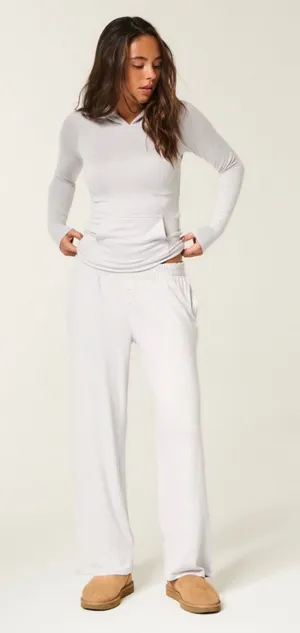 Hollister cozy wide leg pants thumbnail 1