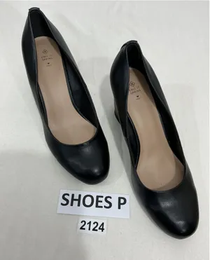 Womans excellent Call It Spring Veegan Black Slip On Wedge Casual Shoes Size 10 thumbnail 1