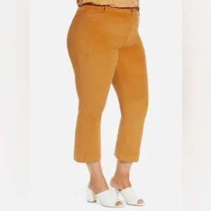 NWT | Halogen‎ x Atlantic-Pacific Women’s Velveteen Kick Flare Pants thumbnail 3